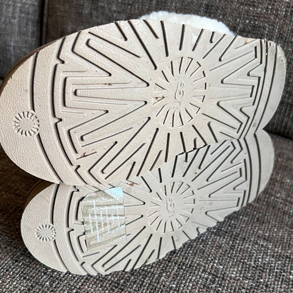 Women's UGG Disquette Slipper, Chestnut, Size 5 - Picture 5 of 11